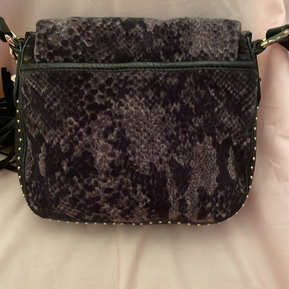 Juicy Couture Black Shoulder Bag velvet snake print soft material - Picture 5 of 16